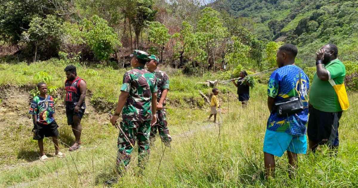 Danrem 182/JO Kolonel Inf Irwan Budiana Tinjau Calon Lokasi Koperasi Penggerak Ekonomi di Pegunungan Arfak