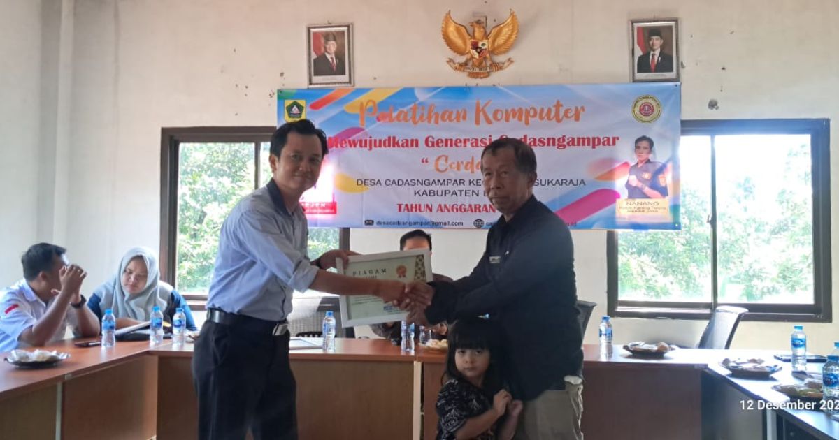 Pemerintah Desa Cadasngampar Gelar Pelatihan Komputer: Wujudkan Generasi Cerdas Digital
