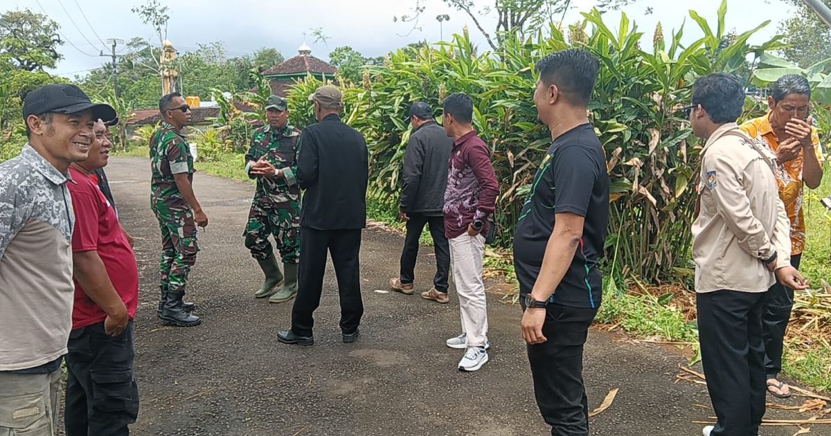 Camat Jampangkulon Pimpin Survey Lokasi Pembangunan Kantor Desa KDMP