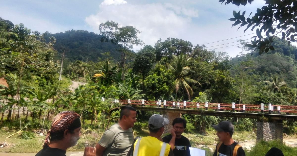 UPTD Irigasi Kelas A Wilayah V Jasinga Tinjau Lokasi Sungai Ciasahan Meluap di Cigudeg