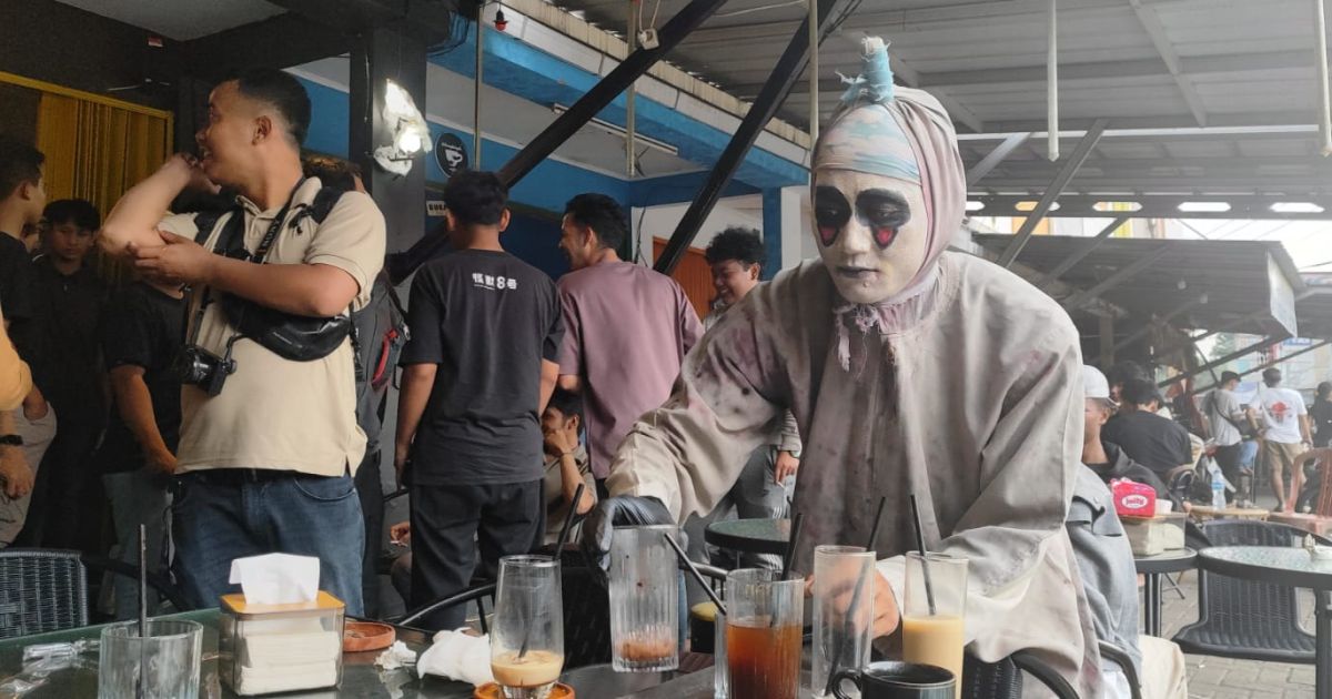 Dilayani Pocong-Kuntilanak, Remaja Cileungsi Malah Serius Adu Skill Mobile Legends