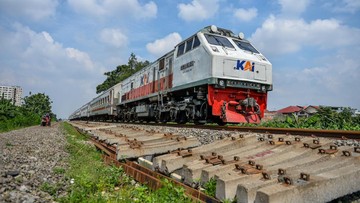 Bahaya Maut Mengintai, KAI Larang Keras Ngabuburit di Jalur Kereta Api Bandung