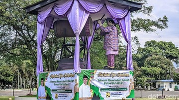 Ikon Legendaris Haji Geyot Kembali Hiasi Alun-alun Ciamis Selama Ramadan