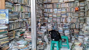 Siasat Toko Buku Iqra Bandung Melawan Kepunahan Literasi di Era Digital