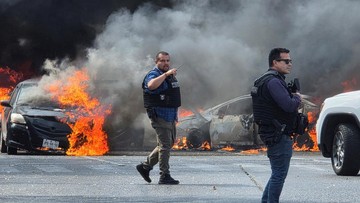 Huru-hara di Meksiko setelah terbunuhunya bos kartel (Foto: REUTERS/Gilberto Gallo)