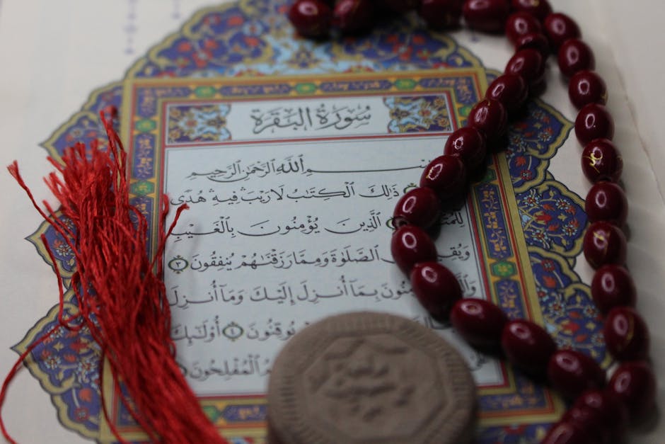 Fondasi Akidah: Mengupas Urgensi Sifat Wajib Allah dalam Tradisi Asy'ariyah