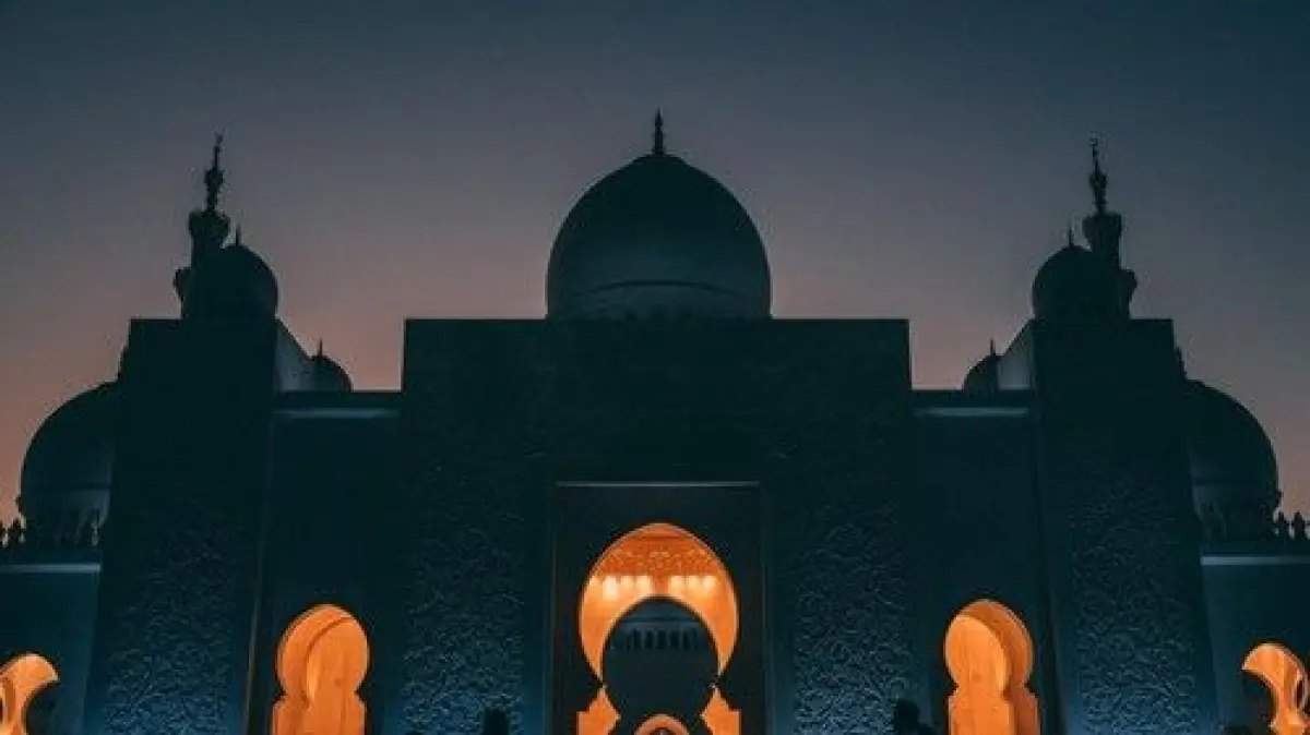 Ilustrasi - Jadwal Imsak NTT hari ini. (Foto: wirestock/Freepik)