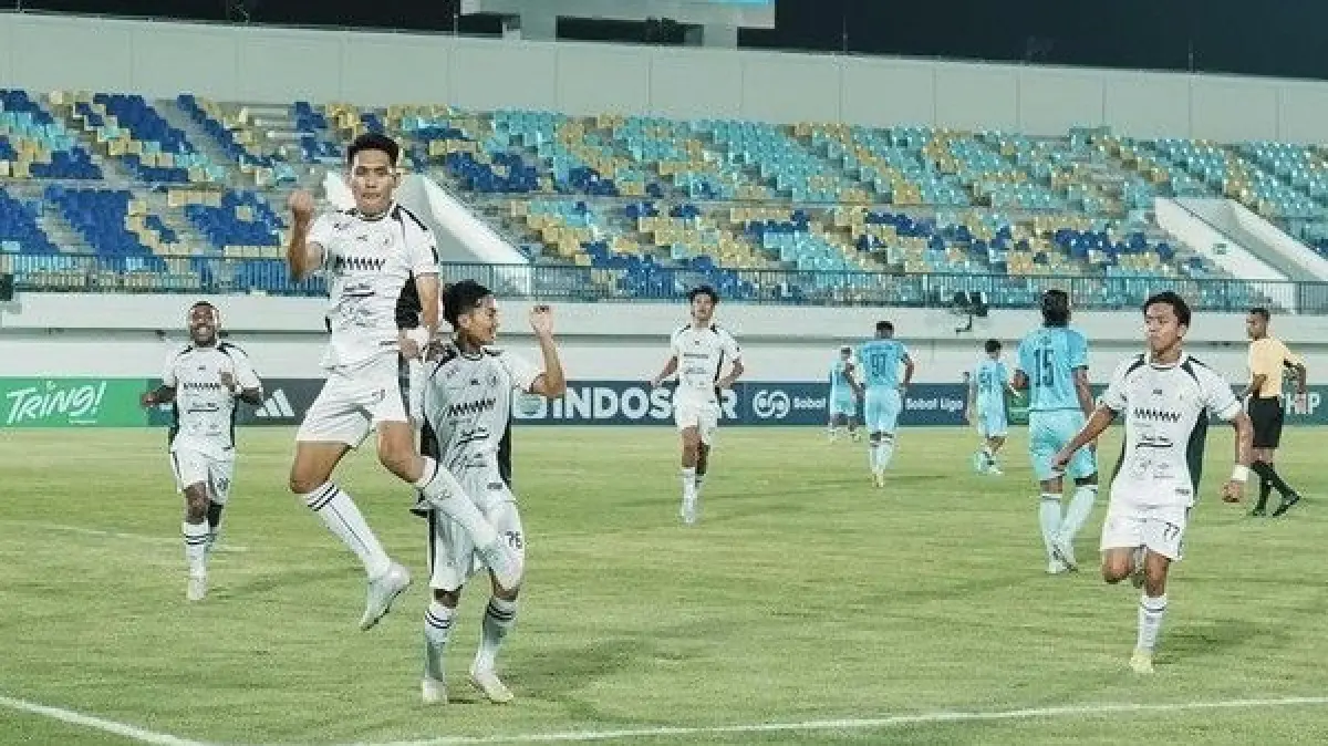 Selebrasi Irfan Movu usai mencetak gol ke gawang Persela Lamongan, Minggu (1/3/2026). Foto: dok. PSS Sleman