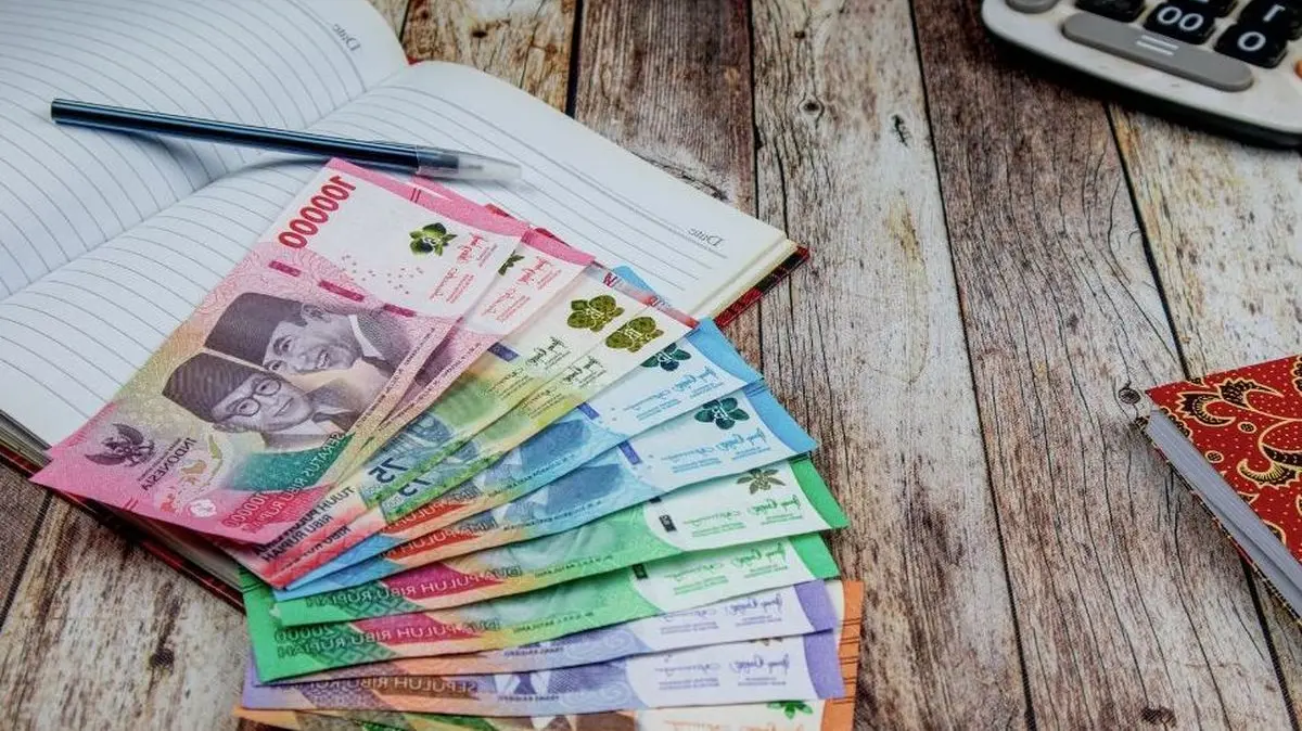 Gaji Rp7,6 Juta Wajib Zakat? Simak Aturan Baru BAZNAS dan Respons MUI Ini