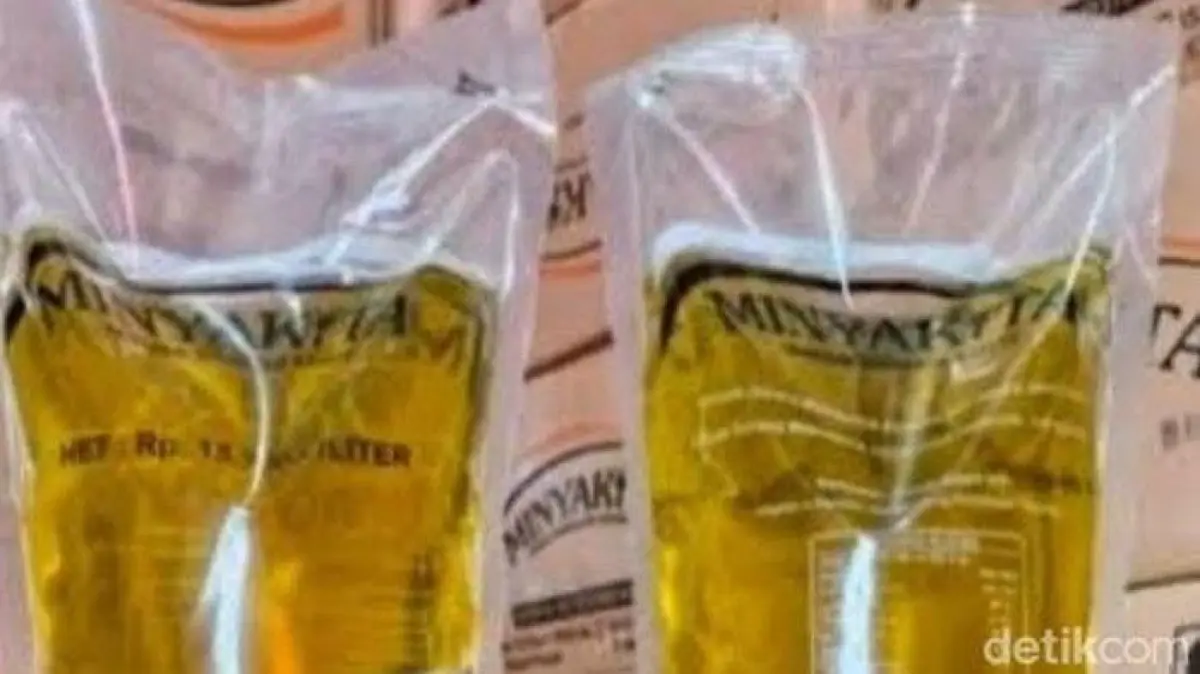 Ilustrasi MinyaKita di Pasar Porong Sidoarjo (Foto: Suparno/detikJatim)