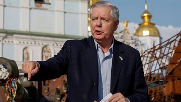 Sorotan Washington Terhadap Dinasti Suksesi Iran: Senator AS Angkat Kekhawatiran Masa Depan Kepemimpinan Tertinggi