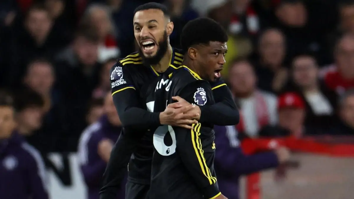 Sorotan Perpisahan Casemiro: Noussair Mazraoui Akui Kehilangan Pilar Sentral Manchester United