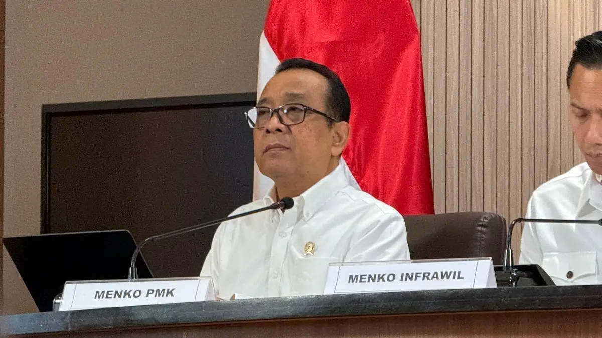 Menko PMK Pratikno dalam jumpa pers di Istana, Jakarta, Rabu (11/3/2026). (KOMPAS.com/ADHYASTA DIRGANTARA)