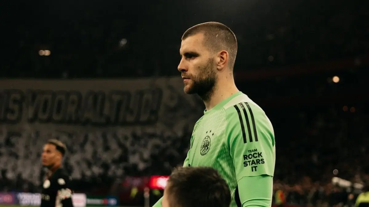 Penjaga Gawang Belanda Ini Akhiri Tren Negatif Ajax dengan 'Clean Sheet' Perdana di Eredivisie