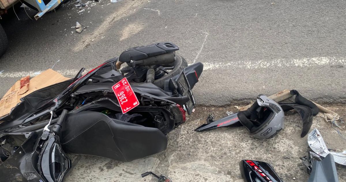 Tragedi Dini Hari di Dramaga: Motor Tewas Setelah Menabrak Kontainer Parkir di Bahu Jalan