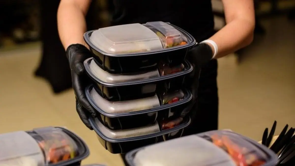 Dapur Makan Bergizi Gratis (MBG) Nabire Disuspensi BGN Usai Terbukti Angkut Sampah Pakai Mobil Distribusi