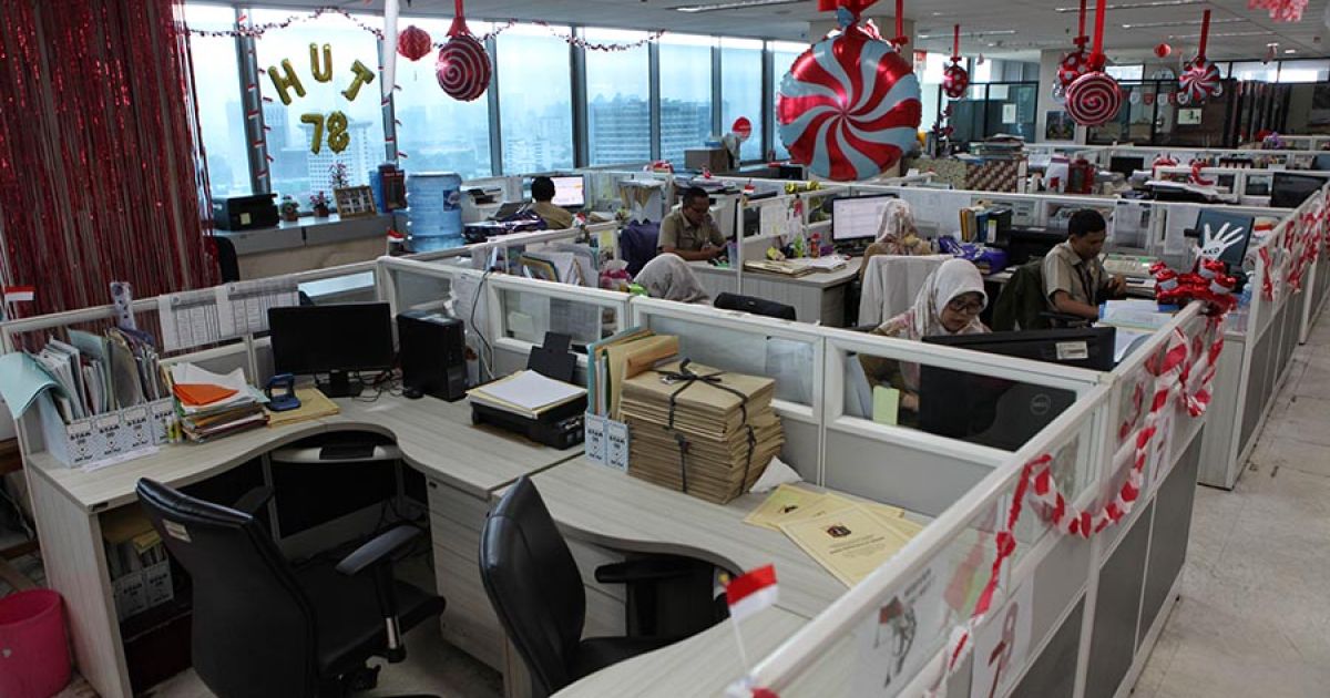 Menjaga Produktivitas di Tengah Efisiensi Energi: Teknologi Baru Awasi Kinerja ASN Saat WFH Jumat