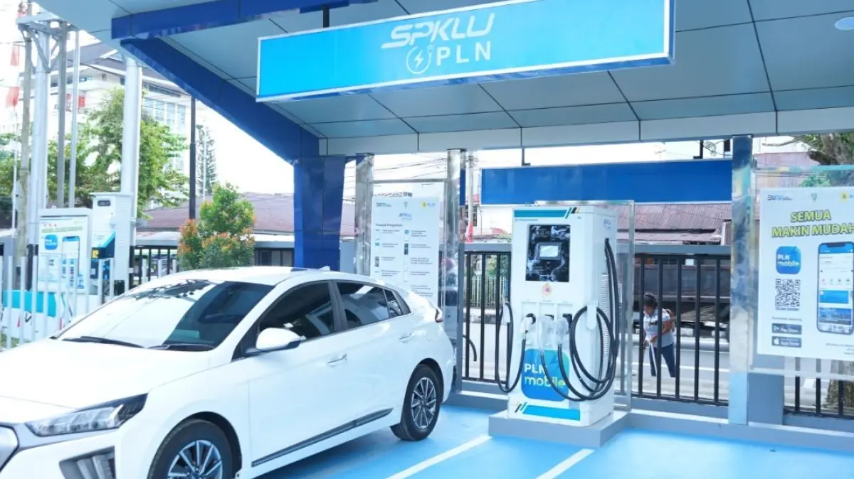 Percepat Pengisian Daya Mobil Listrik, Summarecon Mall Bekasi Pasang Stasiun Ultra Cepat 2,7 MVA