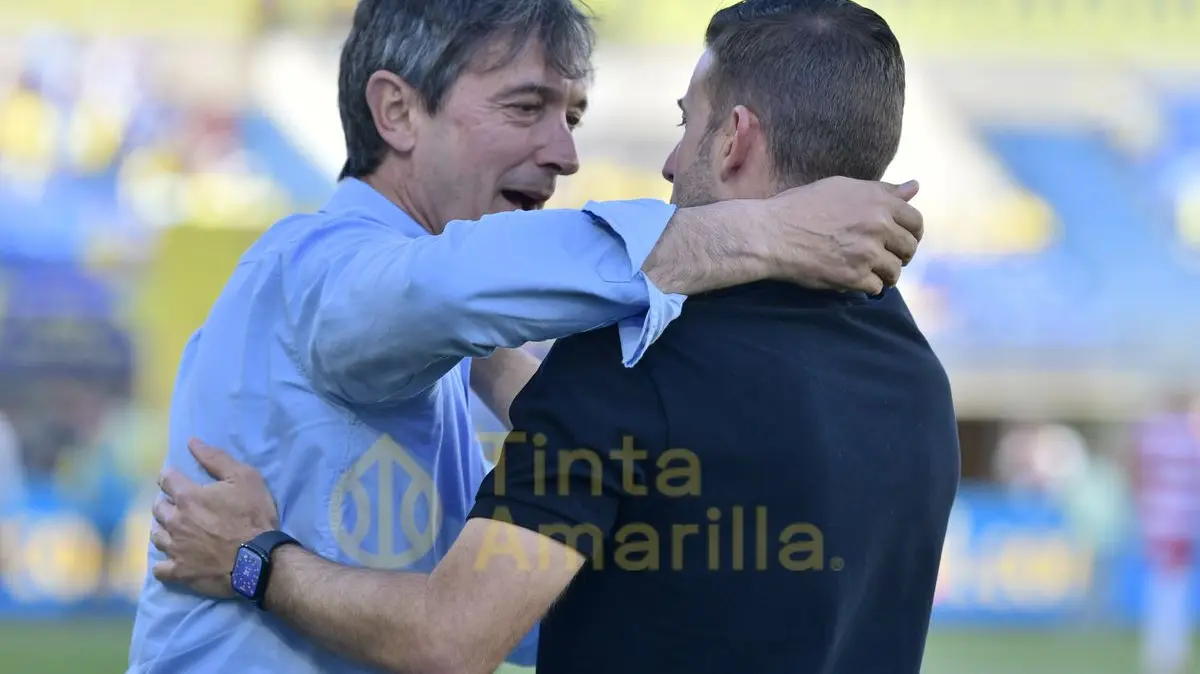 Taktik Jitu Luis García Bawa Las Palmas Raih Tiga Poin Krusial dari Kandang Granada