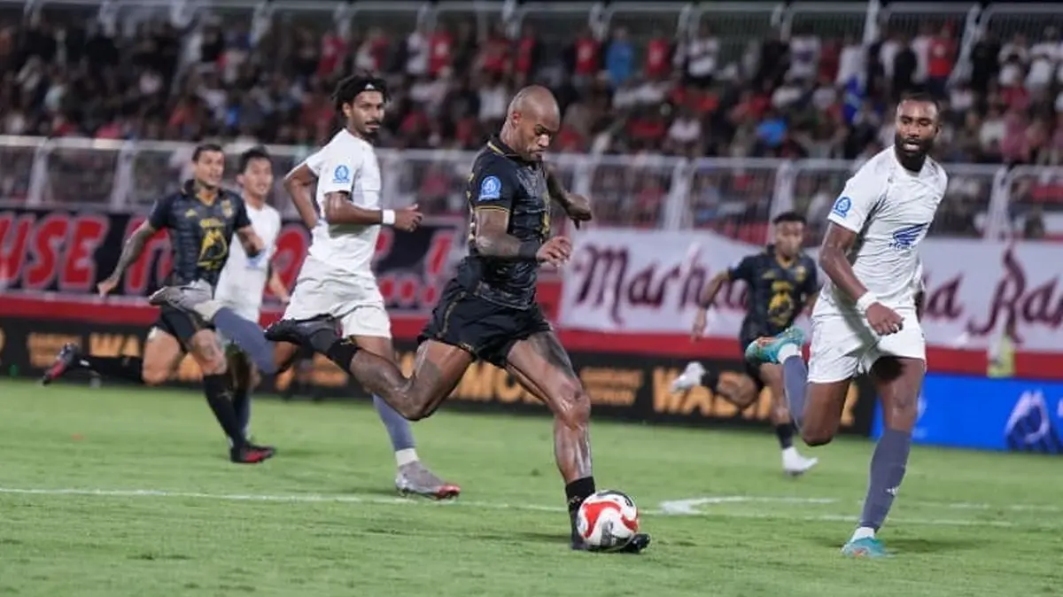 Duel Krusial Super League: Malut United Waspada Hadapi Arema FC Walau Lawan Terpukul