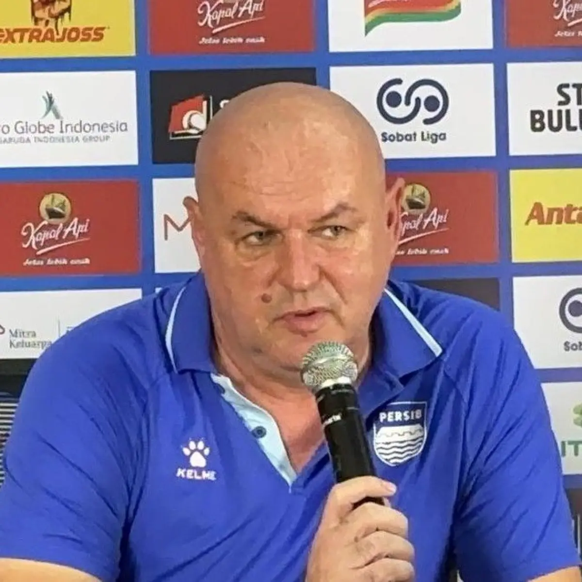 Duel Sengit di GBLA: Persib Tahan Gempuran Bali United, Kokoh di Puncak Klasemen Liga