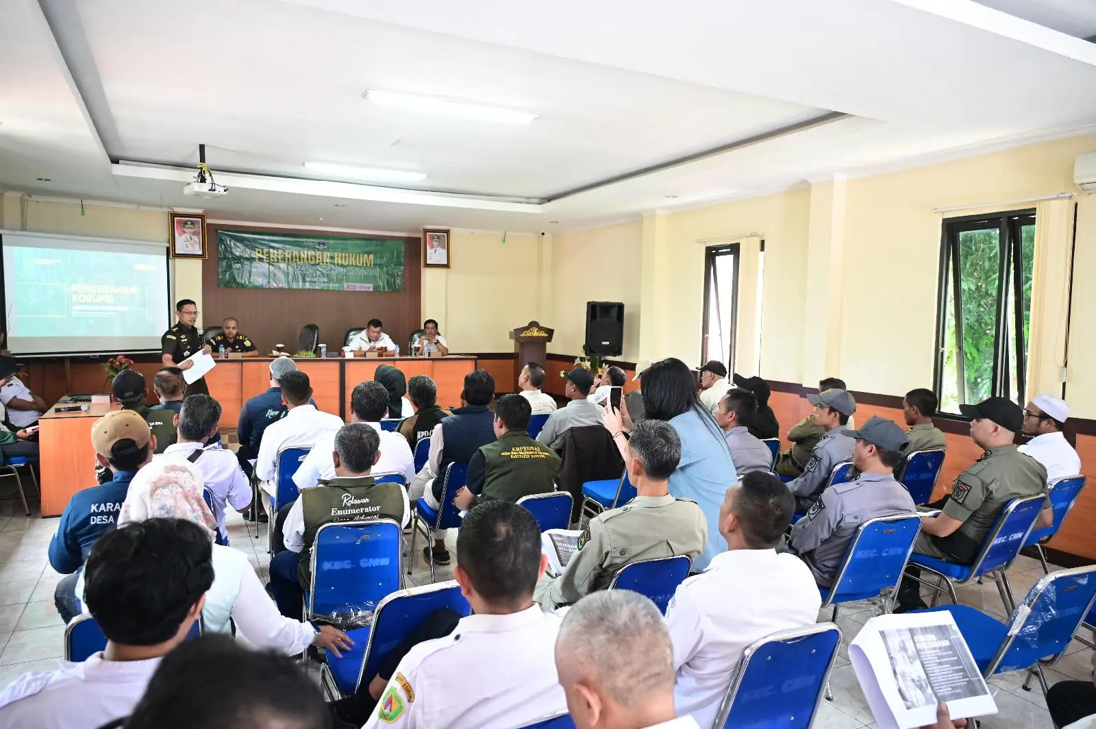 Cegah Penyimpangan Dana Desa, Kejati Jabar Edukasi Aparatur Desa di Cimenyan