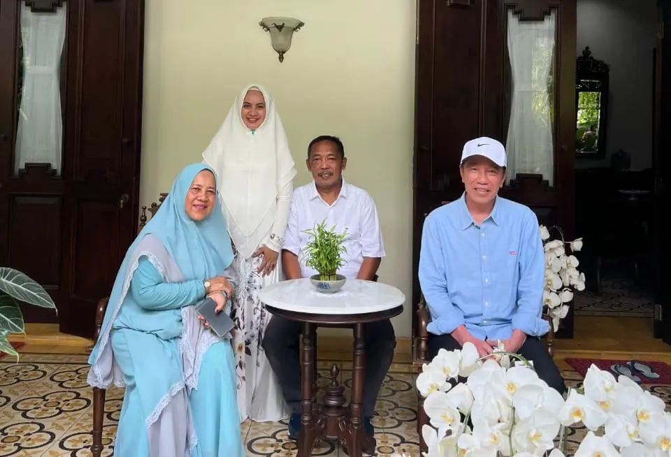 Pertemuan Ucok Haris Maulana yusup dan Keluarga dengan Joko Widodo Picu Isu Merapat ke Partai Solidaritas Indonesia”