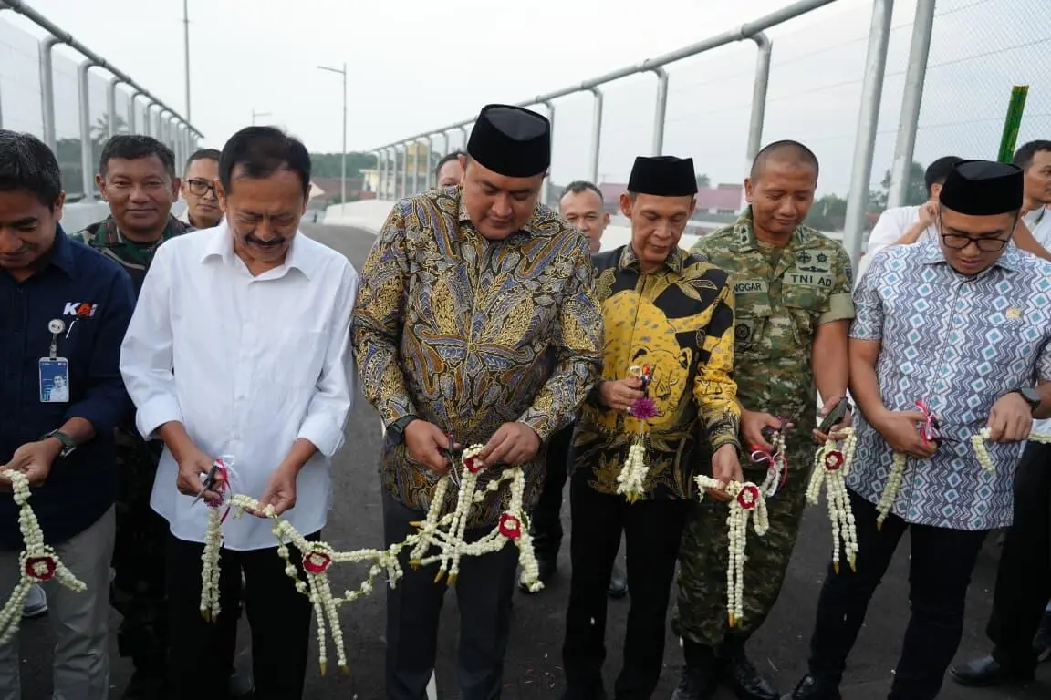 Kabupaten Bogor Ukir Sejarah: Flyover Soebianto Resmi Dibuka!