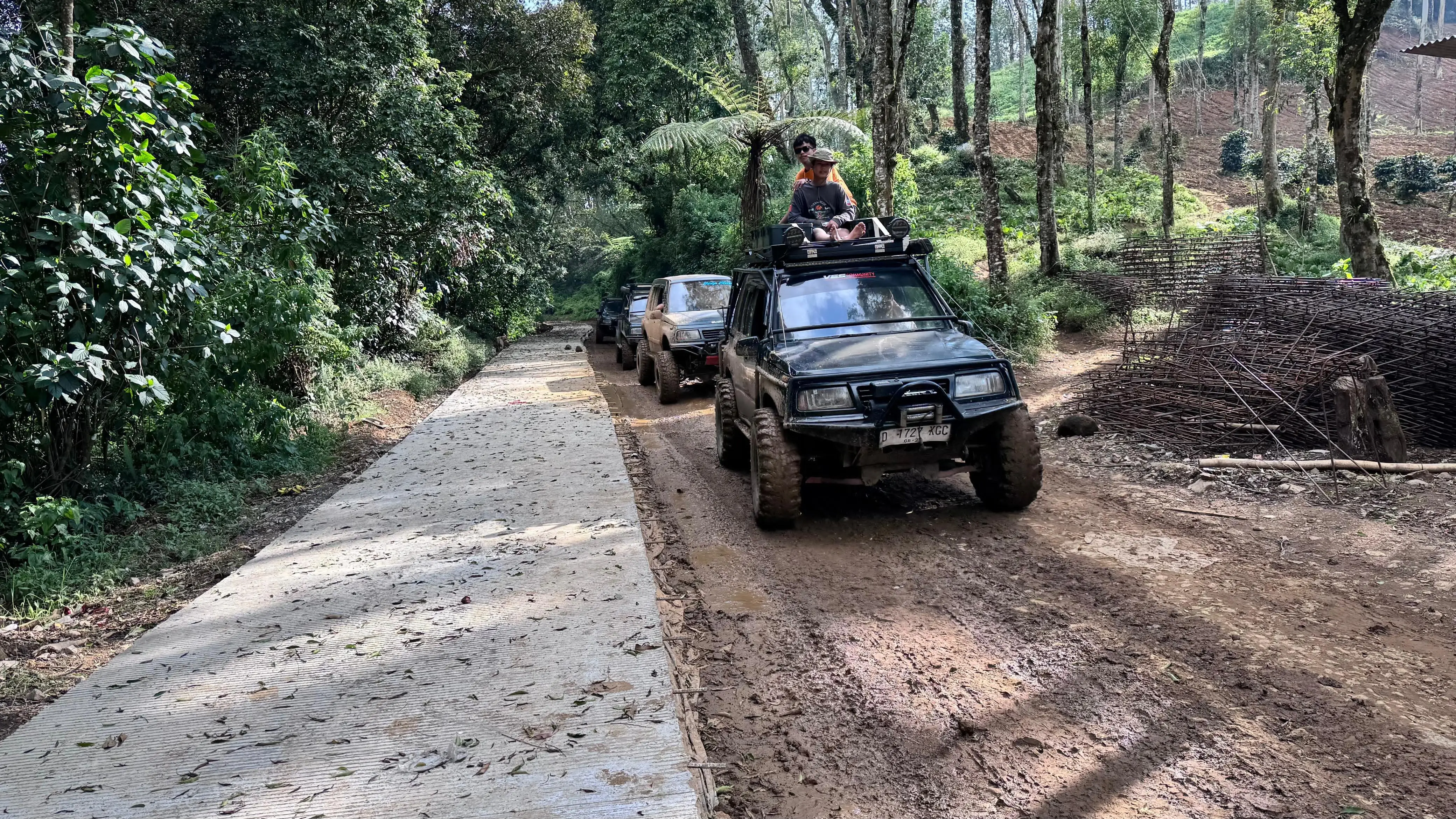 Warga Kampung Londok Apresiasi Kang DS, Jalan Rusak Segera Tuntas