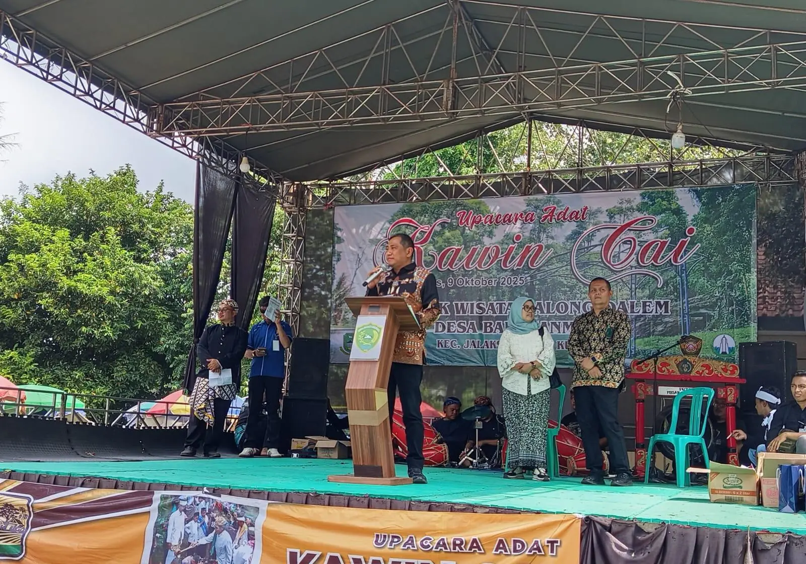 H. Rokhmat Ardiyan Apresiasi Tradisi Kawin Cai di Babakanmulya: Wujud Harmoni Manusia dan Alam