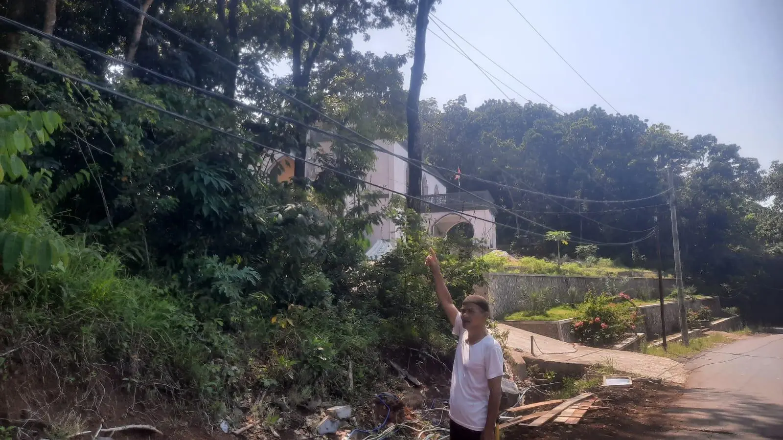 Dua Pekerja Gorong-gorong Kesetrum di Sukabumi, Satu Tak Tertolong