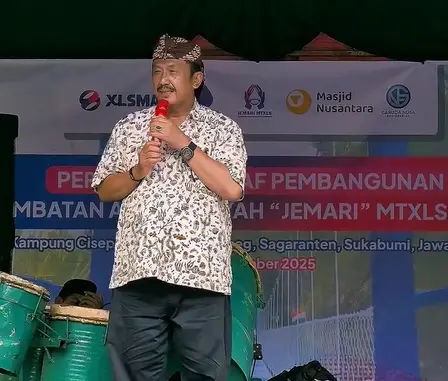 Bupati Sukabumi 'Blusukan', Sentuh Hati Warga Desa Cisepat