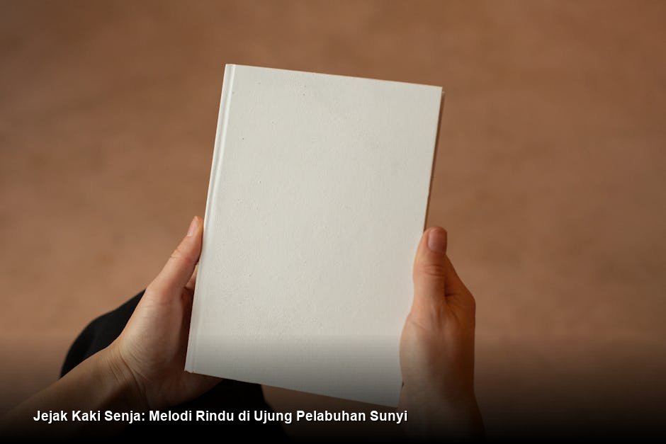 Jejak Kaki Senja: Melodi Rindu di Ujung Pelabuhan Sunyi