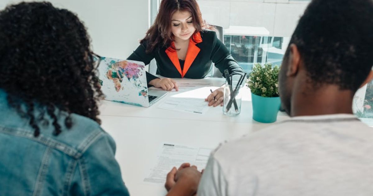 Mengelola Ambisi: Kunci Harmoni Karier dan Relasi Jangka Panjang